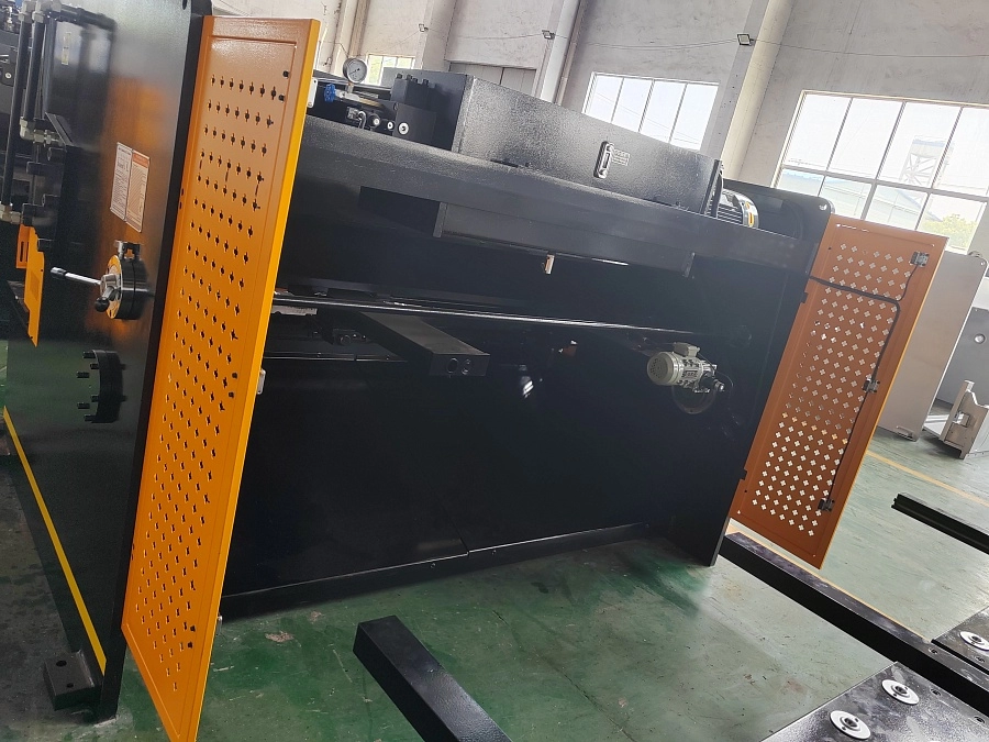 Гильотина гидравлическая Stalex HSB 3200x6