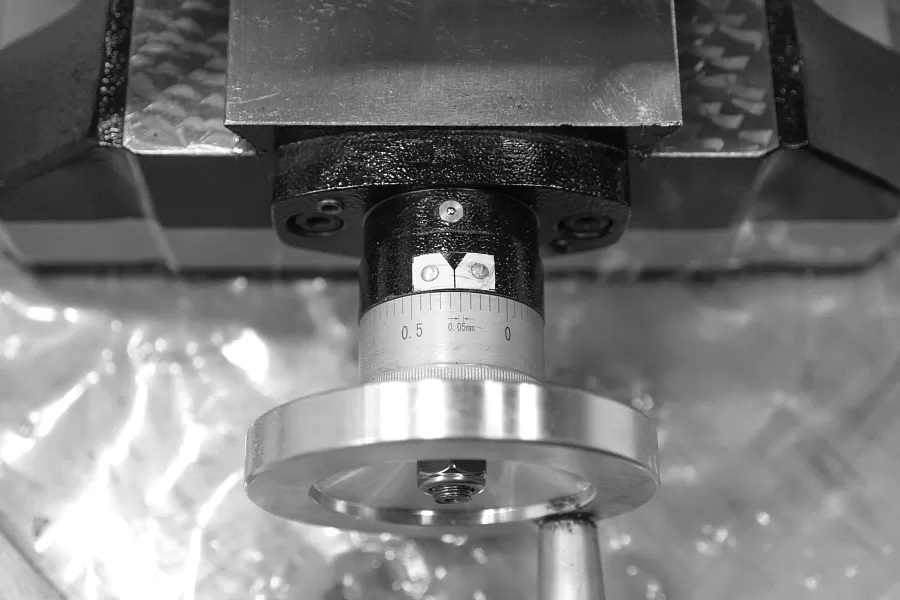 Фрезерно-сверлильный станок STALEX SBM-28 Vario