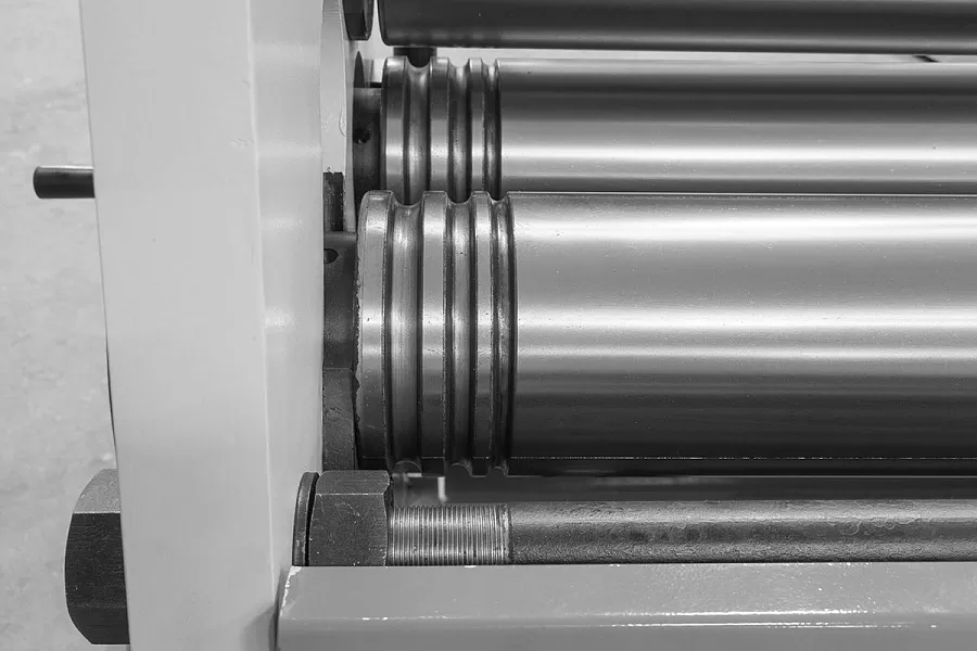 Станок вальцовочный гидравлический Stalex HSR-3050X2.5