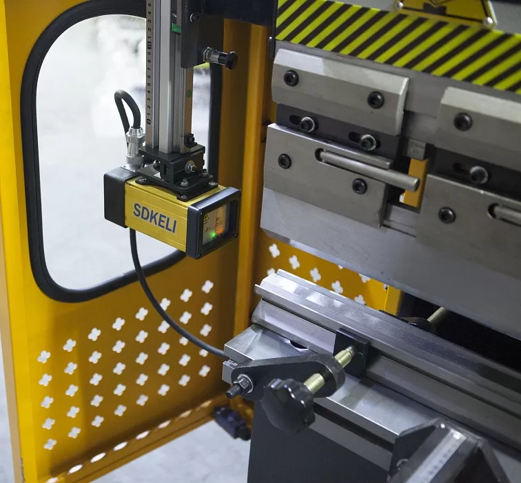 Пресс листогибочный гидравлический STALEX W67Y-30x1300 Е21 (ось Y; X)