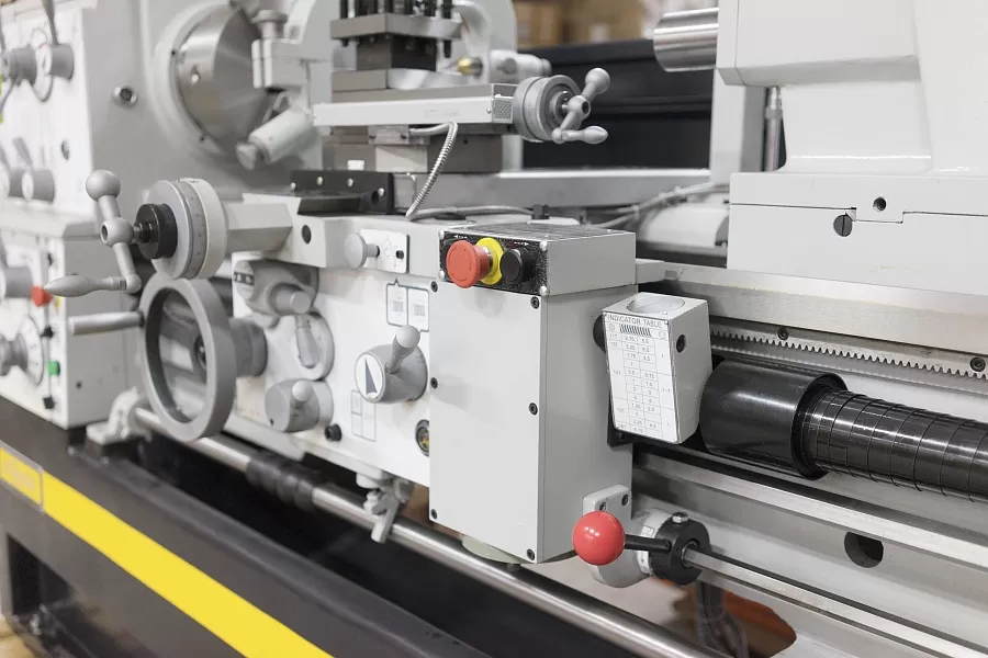 Станок токарно-винторезный STALEX C6246E/2000