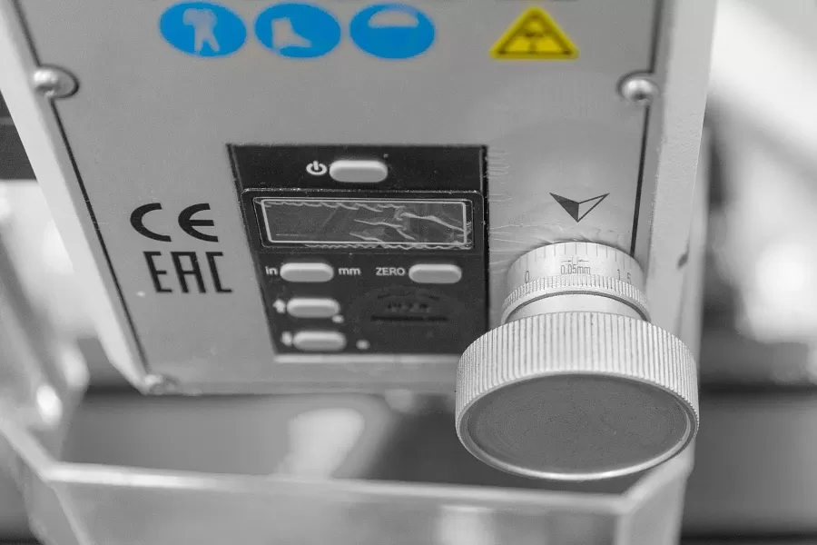 Фрезерно-сверлильный станок STALEX SBM-28 Vario