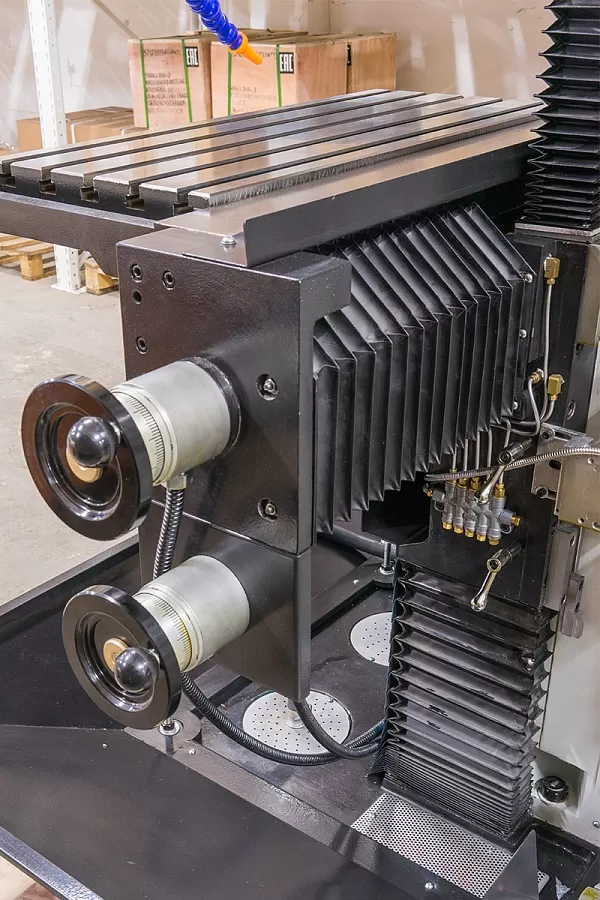 Инструментальный фрезерный станок Stalex WFM 750 Servo