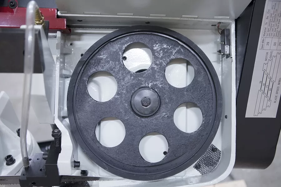 Станок ленточнопильный с гидроразгрузкой Stalex BS-1018R