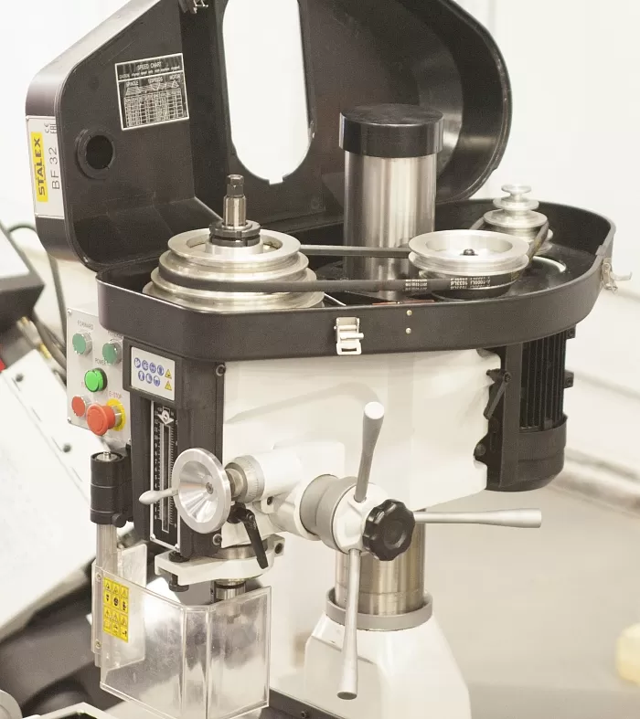 Фрезерно-сверлильный станок STALEX BF32