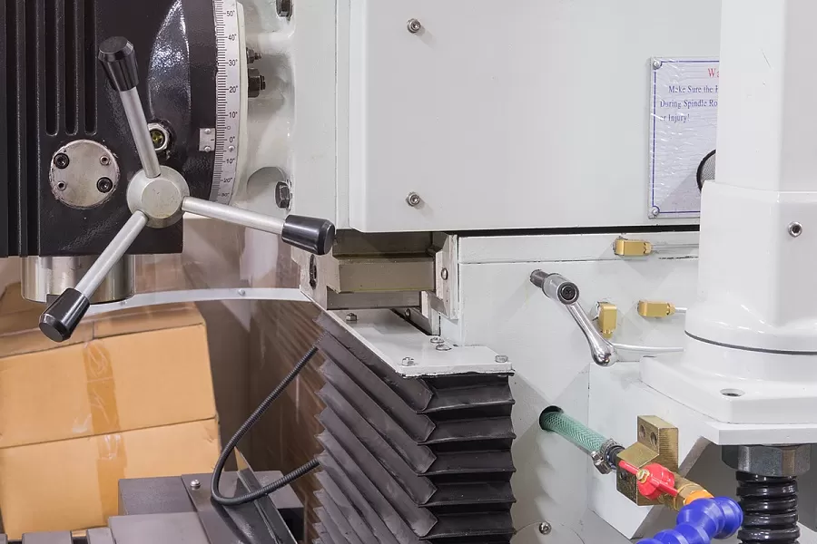 Инструментальный фрезерный станок Stalex WFM 750 Servo