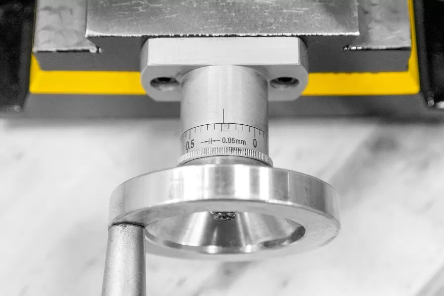 Фрезерно-сверлильный станок STALEX SBM-18 Vario