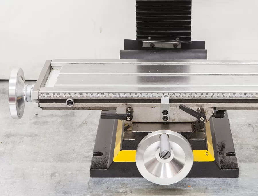 Фрезерно-сверлильный станок STALEX SBM-20 Vario