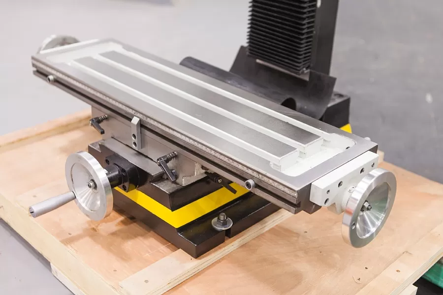 Фрезерно-сверлильный станок STALEX SBM-30 Vario