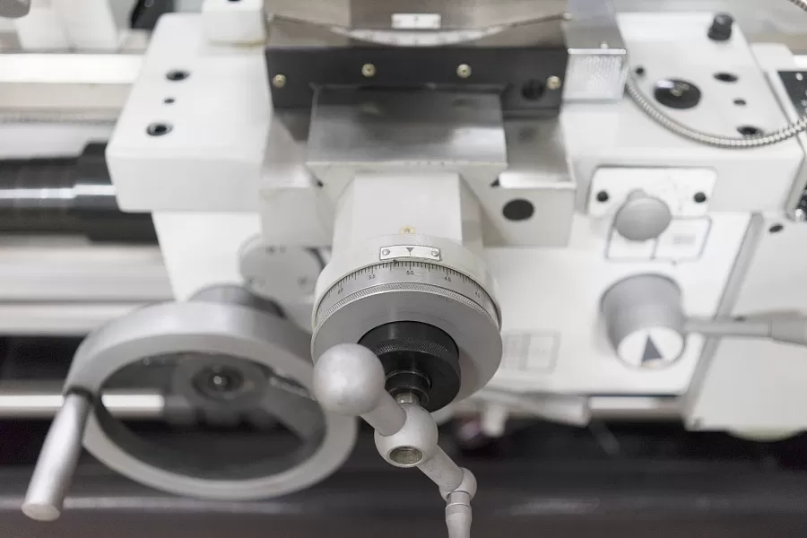 Станок токарно-винторезный STALEX C6246E/2000