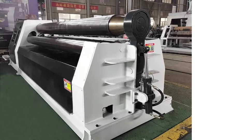 Четырехвалковый гидравлический вальцовочный станок STALEX W12-6x2500