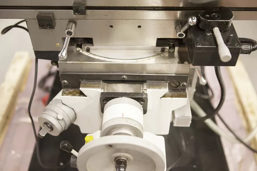 Универсально-фрезерный станок STALEX MUF50