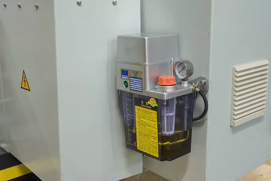 Инструментальный фрезерный станок Stalex WFM 750 Servo